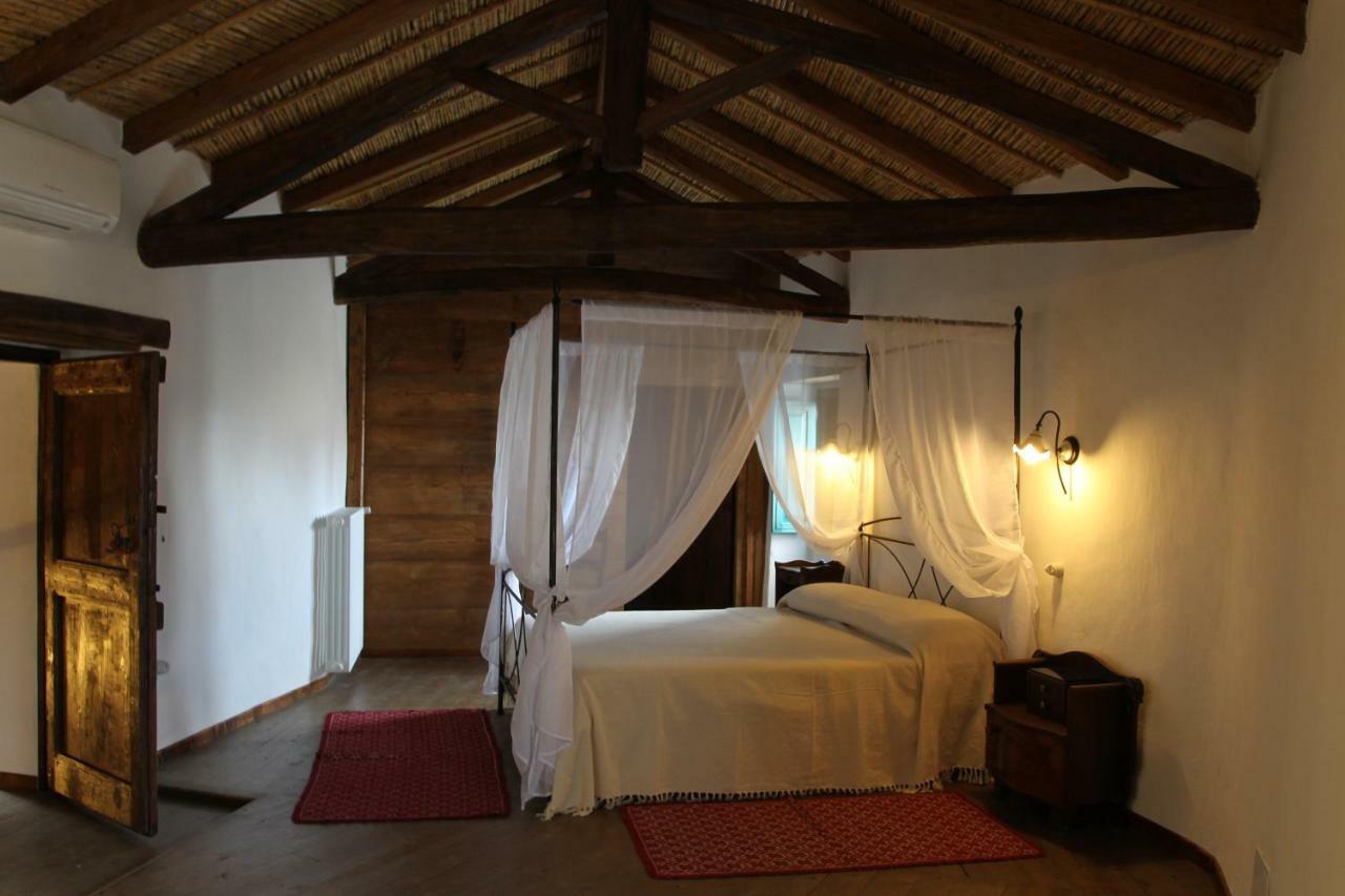B&B Charme Sa Pardina Orroli Exterior foto